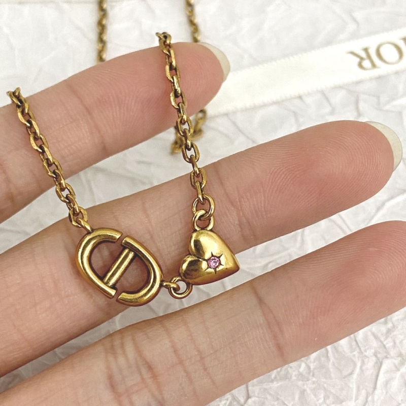 chr1st1an D10r necklaces